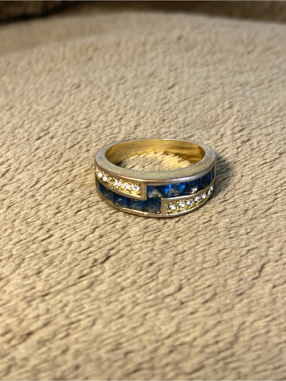 10kt gold plated Clear & Blue Rhinestone Checkerboard Goldtone Ring Size 7.5